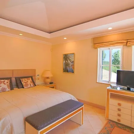 Sleeps 7 Pool Air Con Wifi * Vale do Lobo