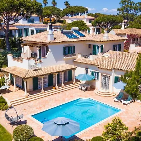 Villa Sleeps 7 Pool Air Con Wifi