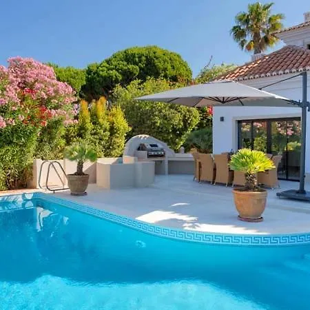 Sleeps 7 Pool Air Con Wifi فالي دو لوبو