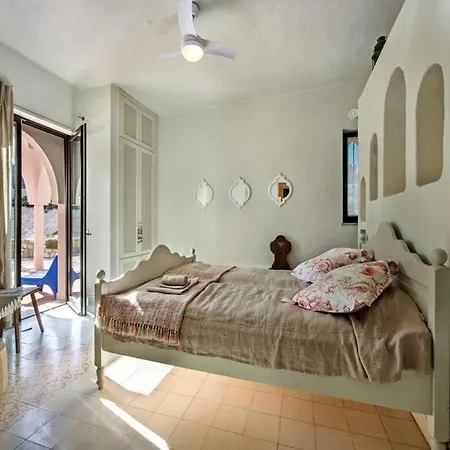 Sleeps 7 Pool Air Con Wifi *