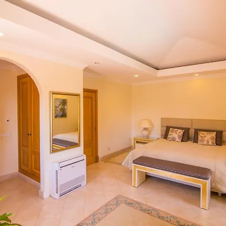 Sleeps 7 Pool Air Con Wifi * فالي دو لوبو